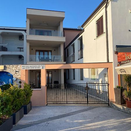 Sanja Apartments Rivarela Novigrad  Zewnętrze zdjęcie